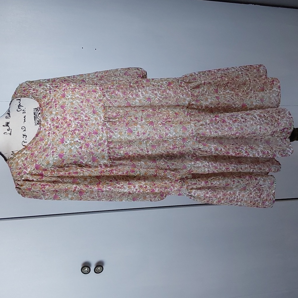BB Dakota| Ditzy Floral Pink Print Babydoll Tiered Midi Dress Romantic Cottage.M